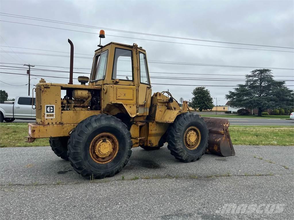 CAT 930 Incarcator pe pneuri