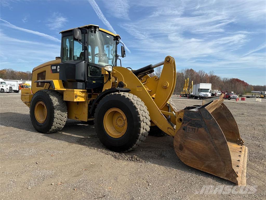 CAT 930K Incarcator pe pneuri