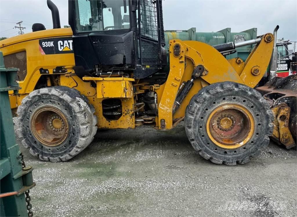 CAT 930K Incarcator pe pneuri
