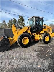 CAT 930M Incarcator pe pneuri