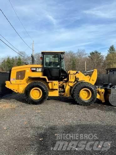 CAT 930M Incarcator pe pneuri