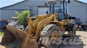 CAT 938G Incarcator pe pneuri