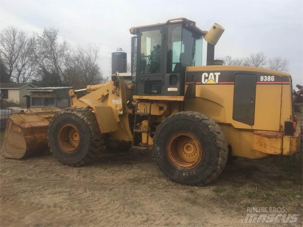 CAT 938G Incarcator pe pneuri