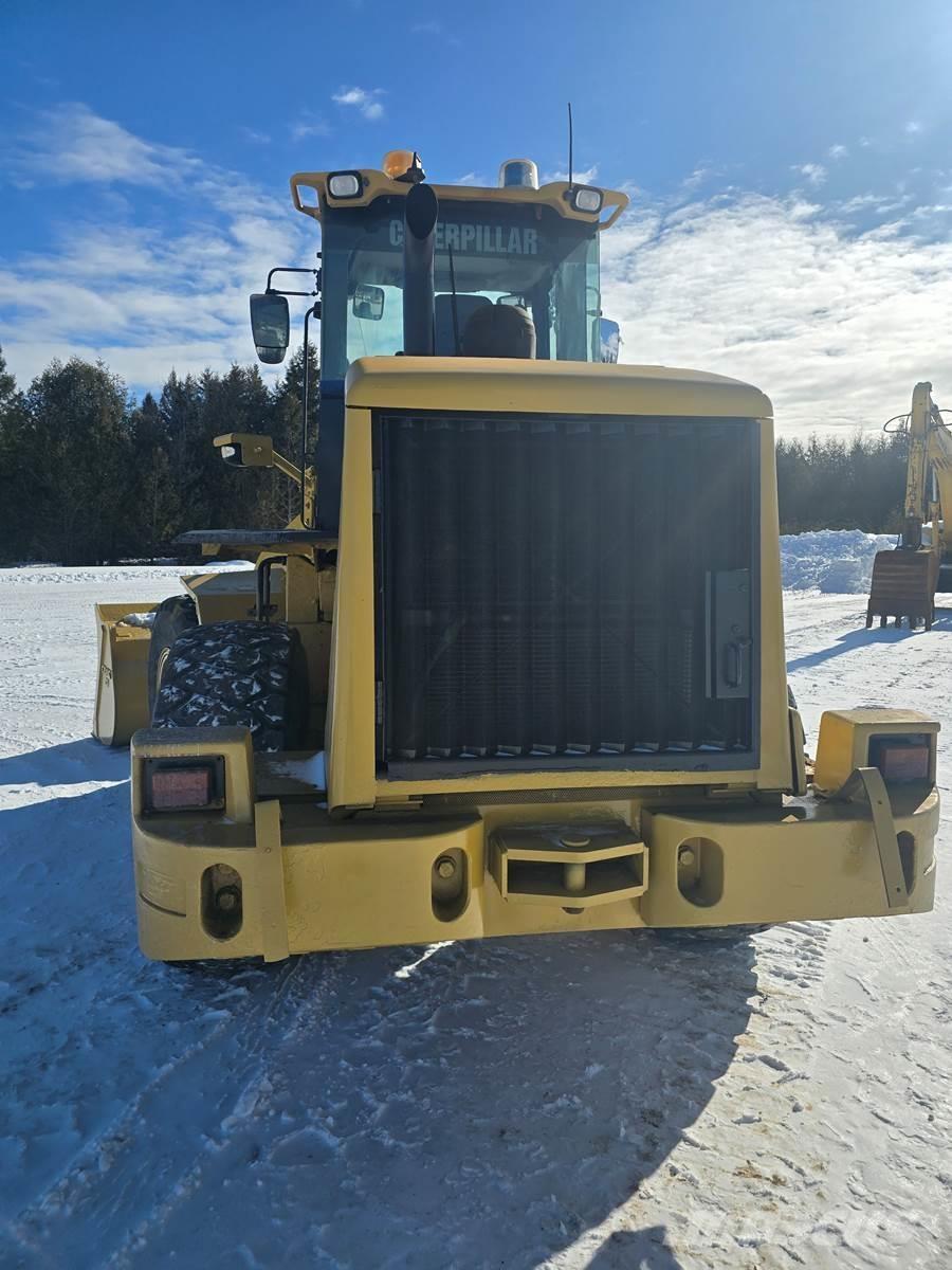 CAT 938H Incarcator pe pneuri