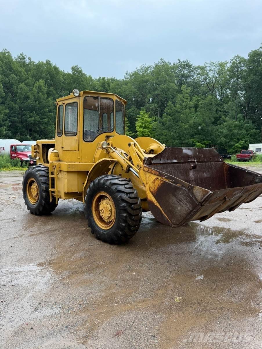 CAT 950 Incarcator pe pneuri