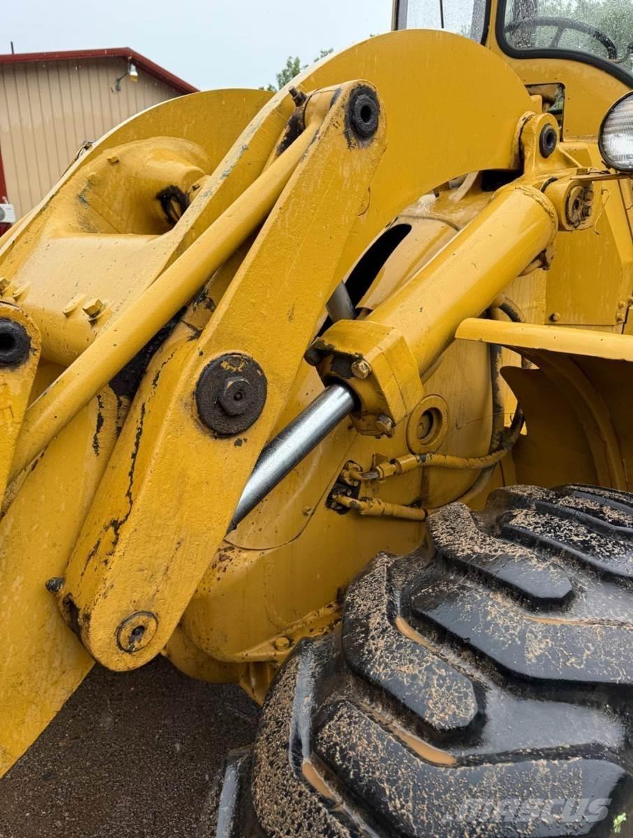 CAT 950 Incarcator pe pneuri