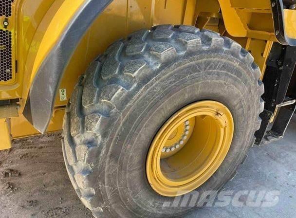 CAT 950M Incarcator pe pneuri