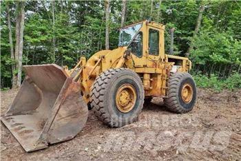 CAT 966C Incarcator pe pneuri