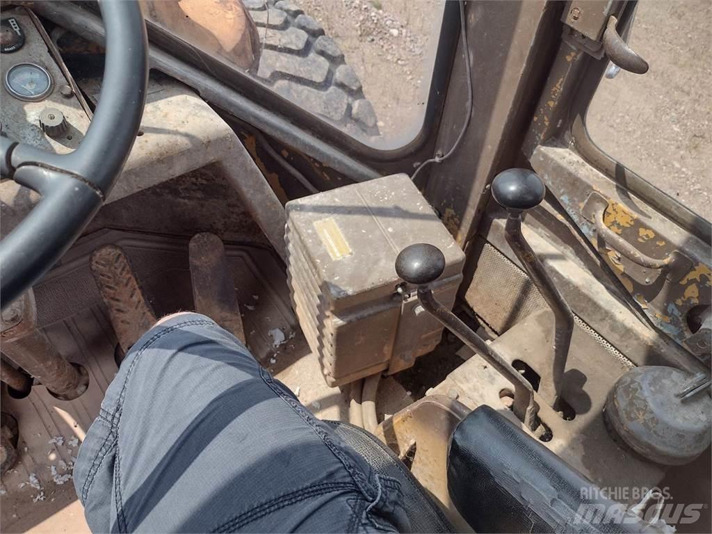 CAT 966C Incarcator pe pneuri