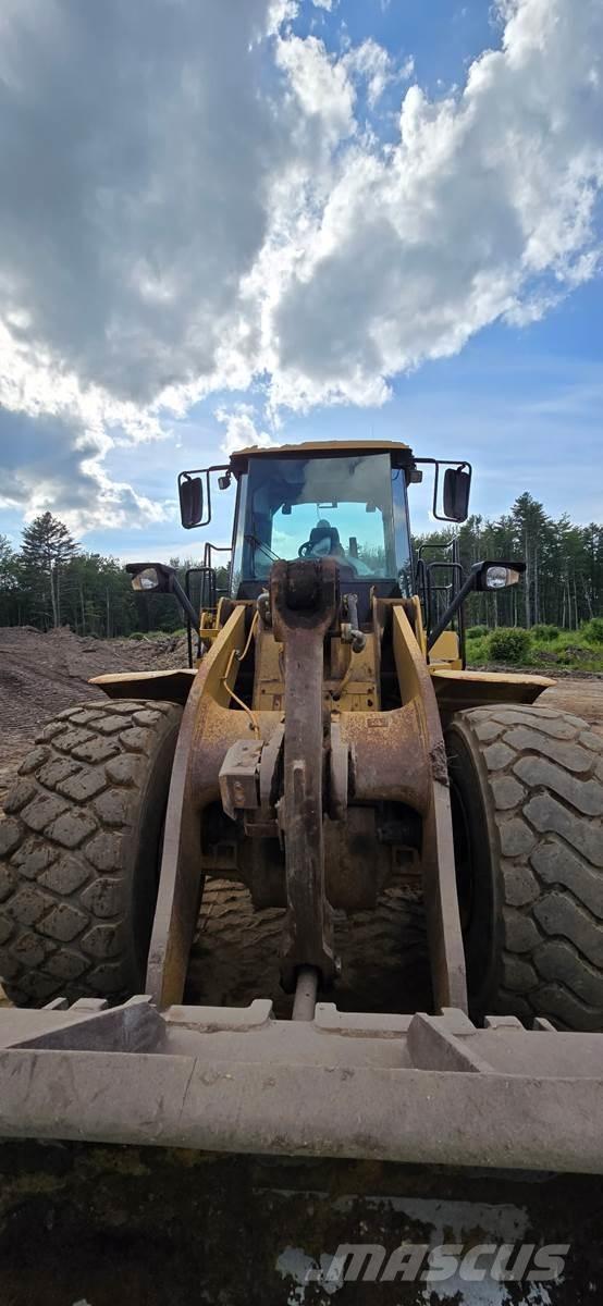 CAT 966H Incarcator pe pneuri