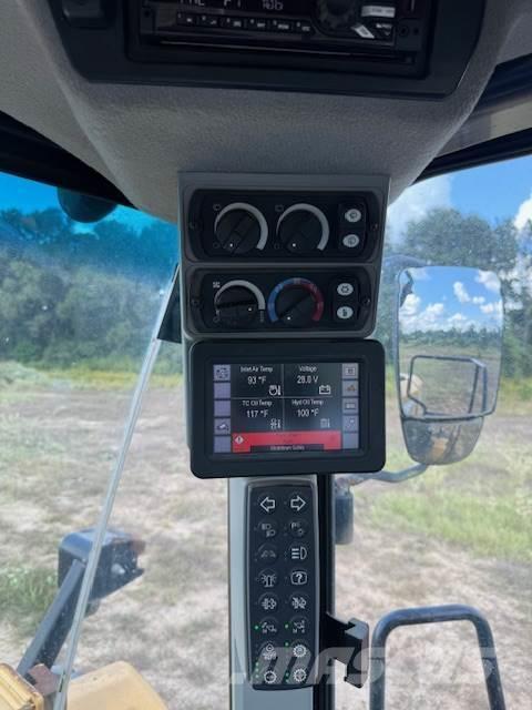 CAT 966M Incarcator pe pneuri