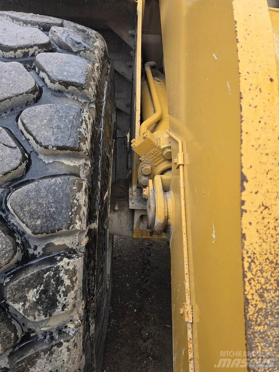 CAT 972H Incarcator pe pneuri