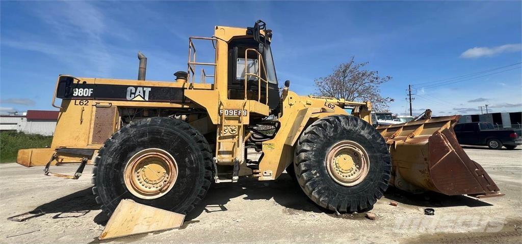 CAT 980F Incarcator pe pneuri