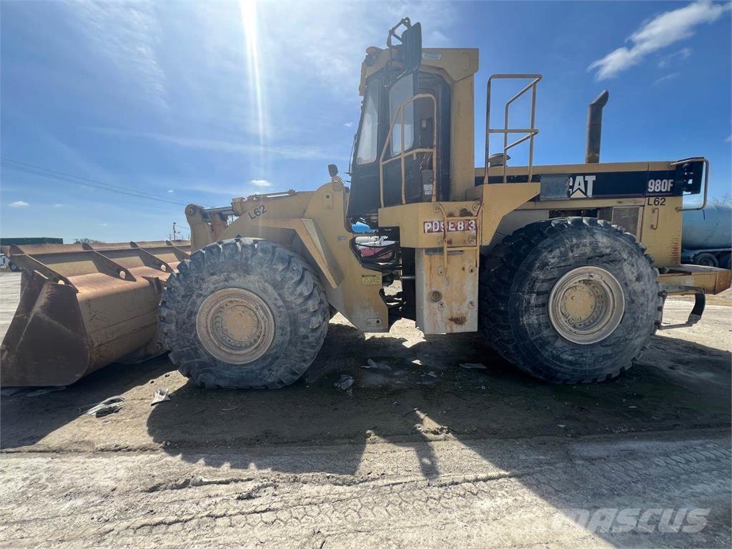 CAT 980F Incarcator pe pneuri