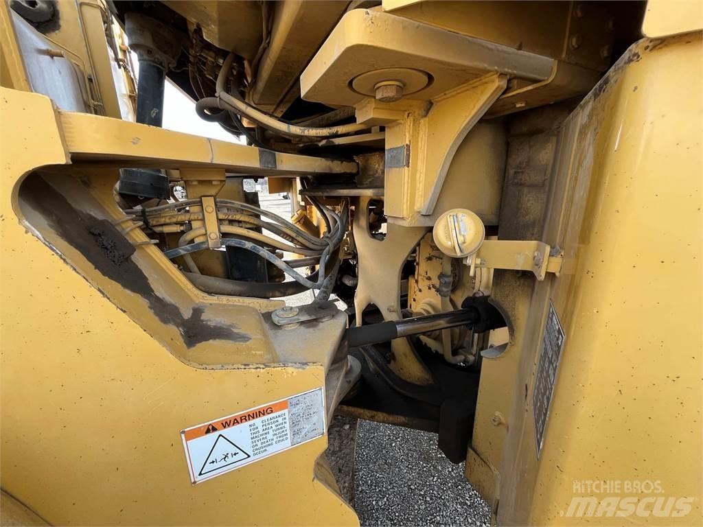 CAT 980G Incarcator pe pneuri