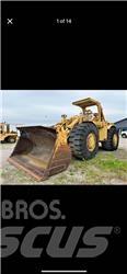 CAT 988 Incarcator pe pneuri