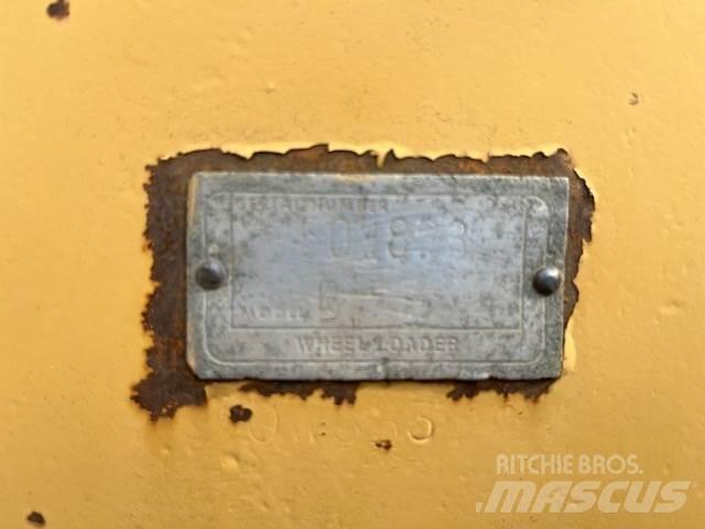 CAT 988B Incarcator pe pneuri