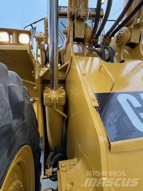 CAT 988B Incarcator pe pneuri