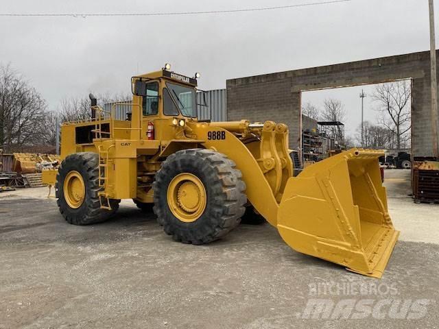 CAT 988B Incarcator pe pneuri