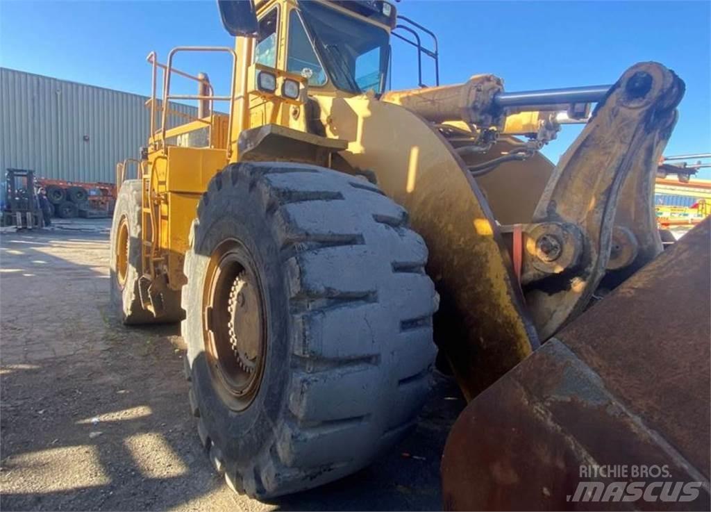 CAT 988F Incarcator pe pneuri