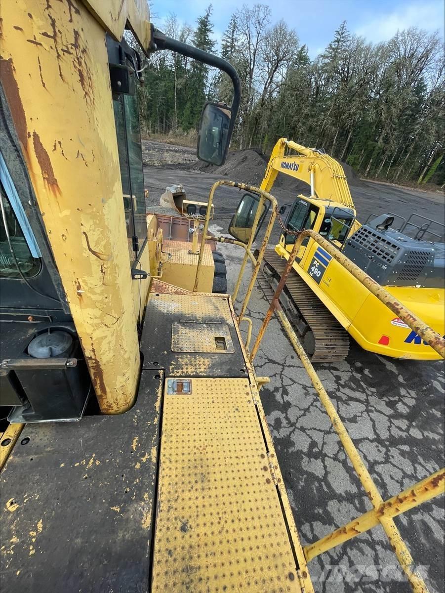 CAT 990 Incarcator pe pneuri