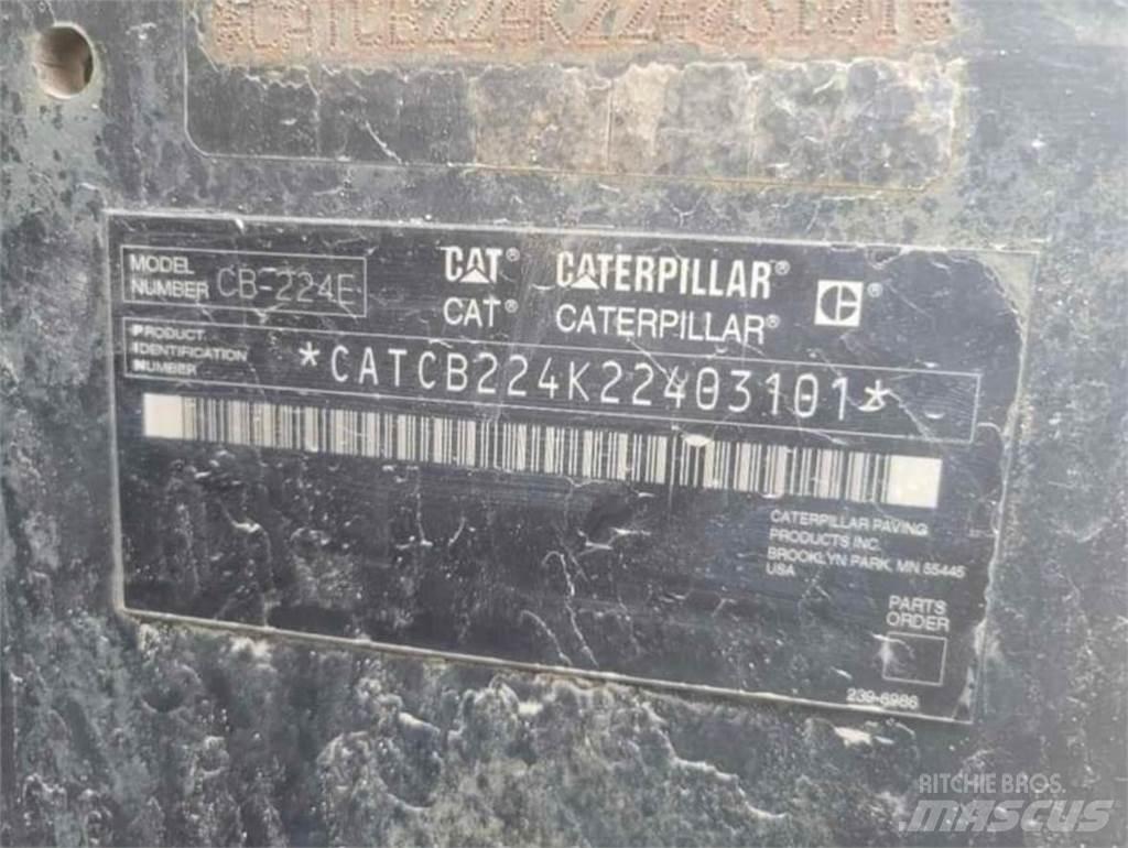 CAT CB24 Compactoare monocilindrice