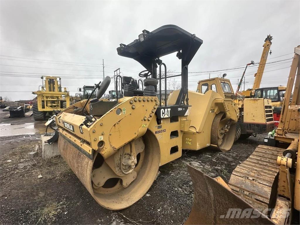 CAT CB54 Compactoare monocilindrice