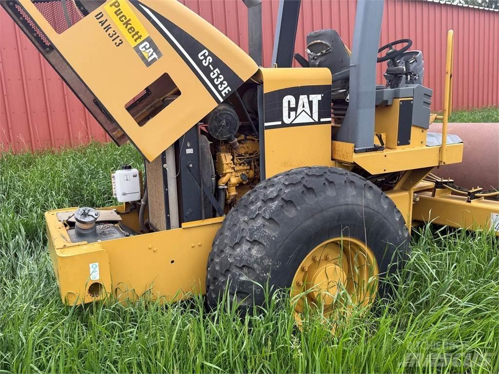 CAT CS533E Compactoare monocilindrice