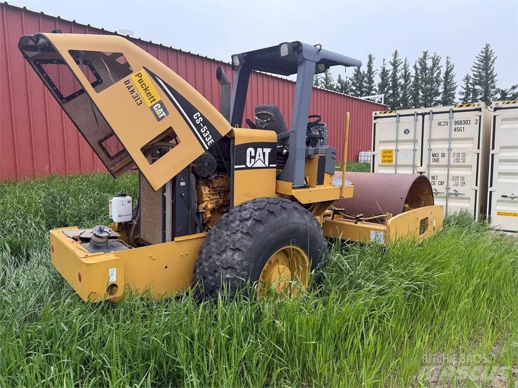 CAT CS533E Compactoare monocilindrice