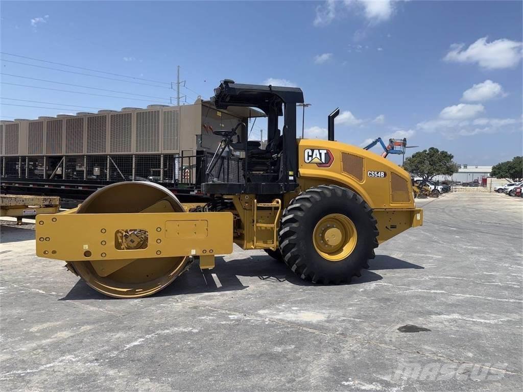 CAT CS54B Compactoare monocilindrice