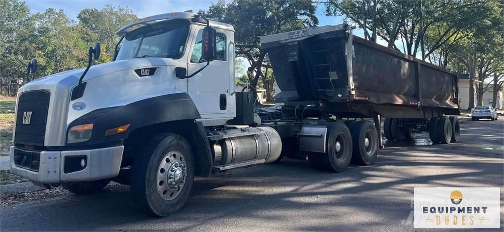 CAT CT660S Autotractoare