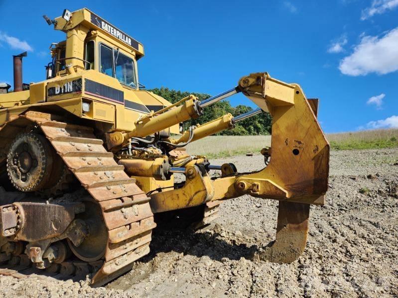 CAT D11N Buldozere pe senile