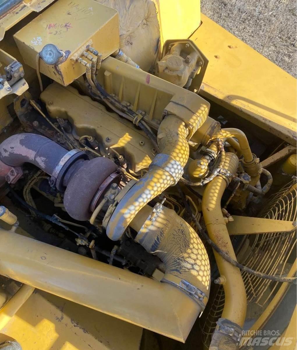 CAT D250B Transportoare articulate