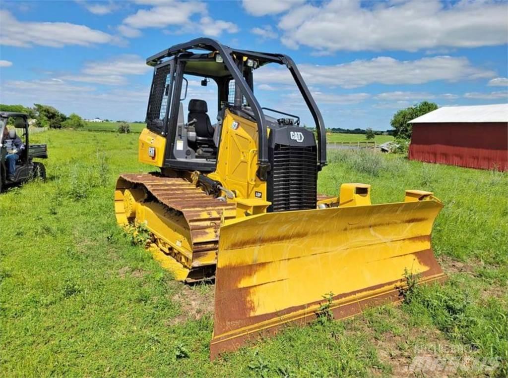 CAT D3 Buldozere pe senile
