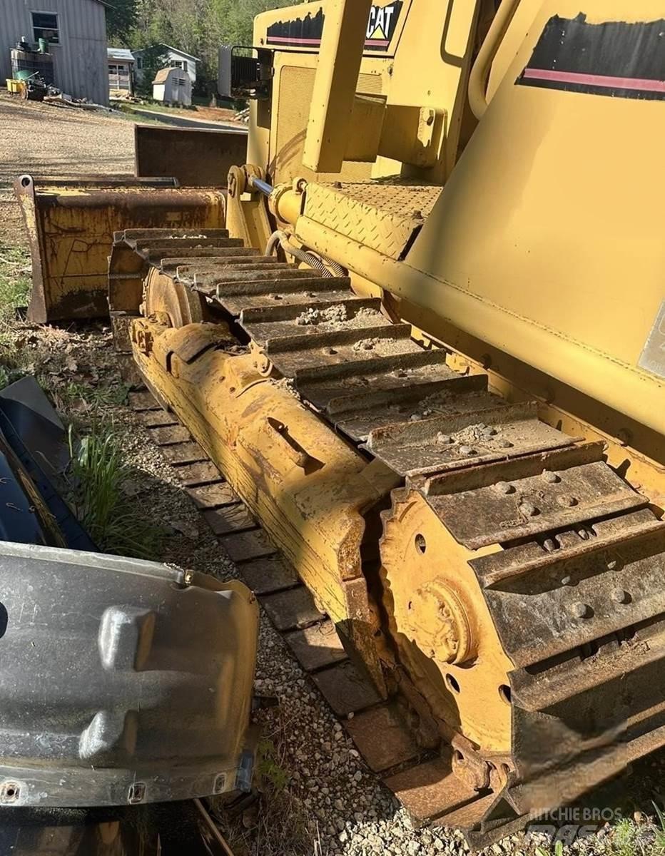 CAT D3B Buldozere pe senile