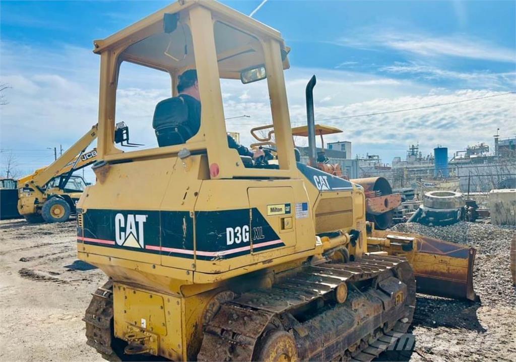 CAT D3G XL Buldozere pe senile