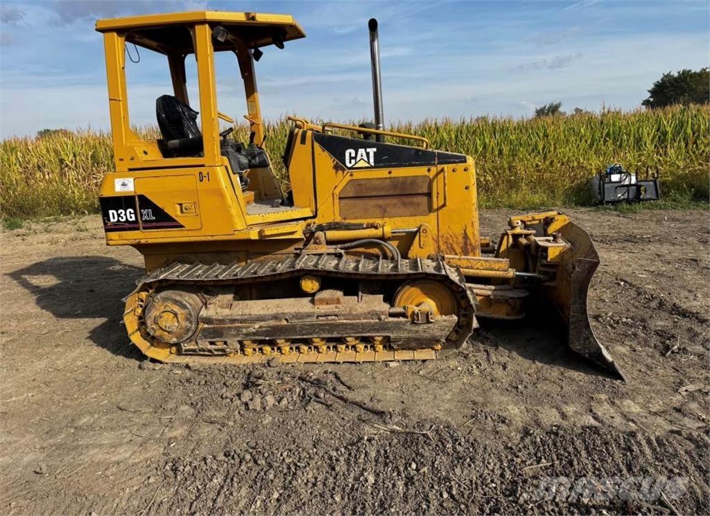 CAT D3G XL Buldozere pe senile