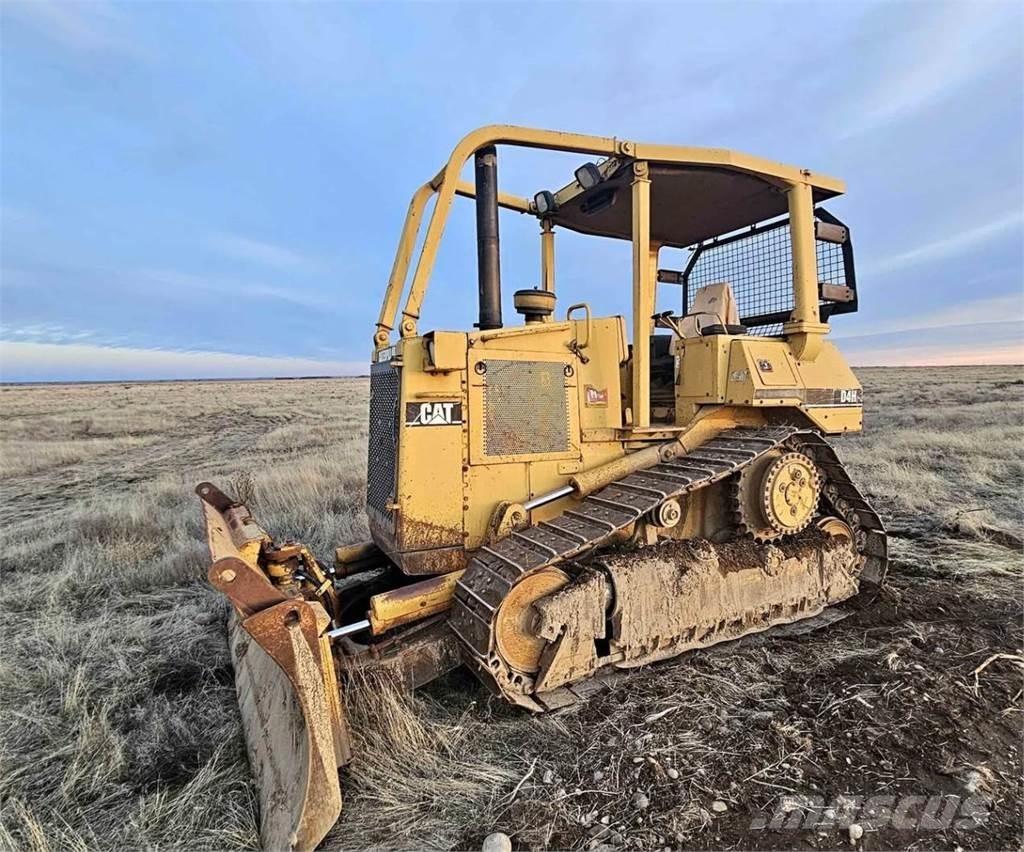 CAT D4H Buldozere pe senile