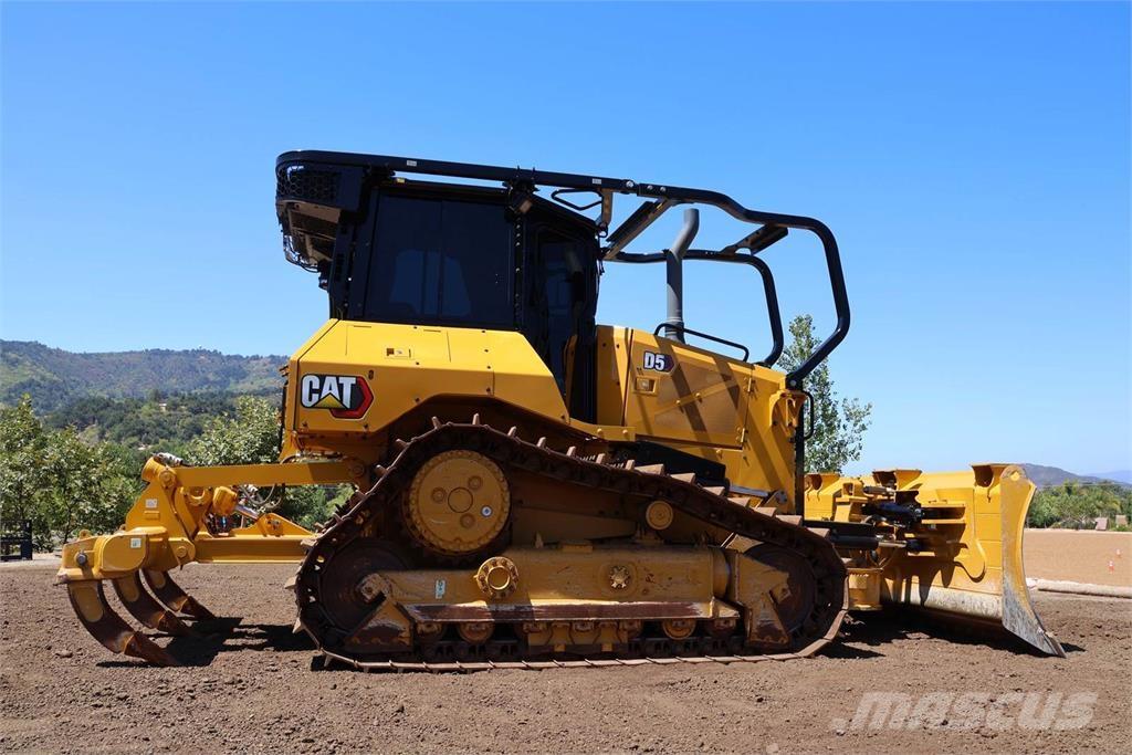 CAT D5 XL Buldozere pe senile