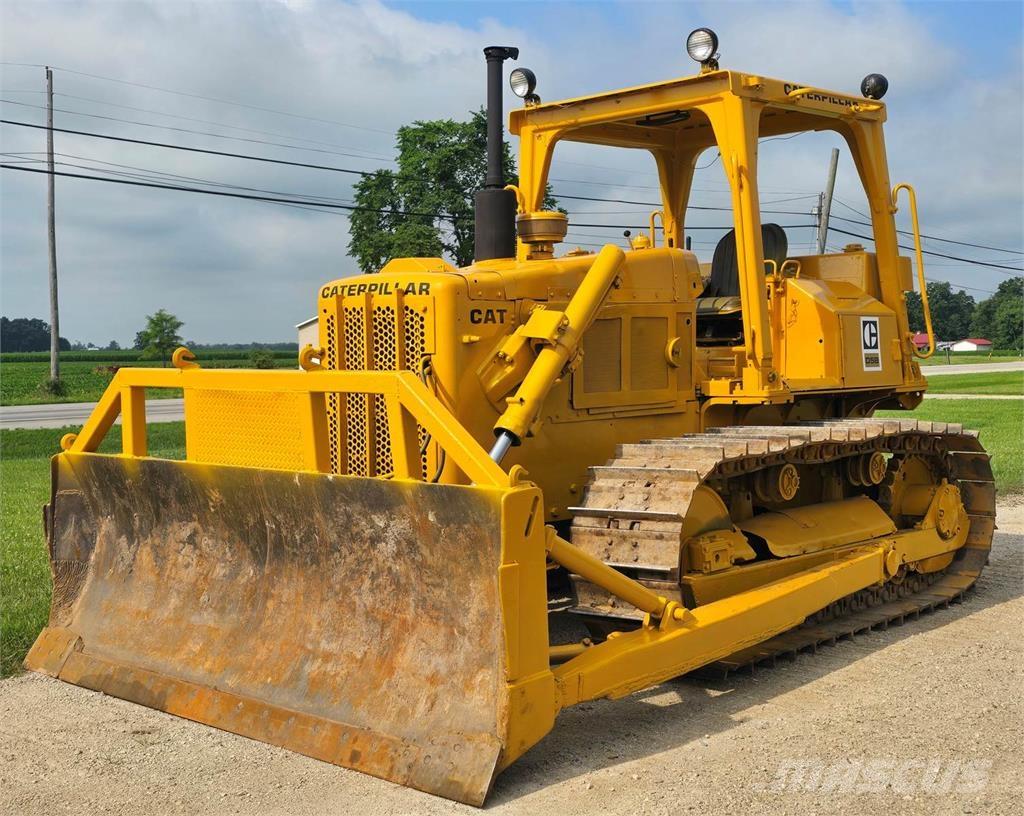 CAT D5B Buldozere pe senile