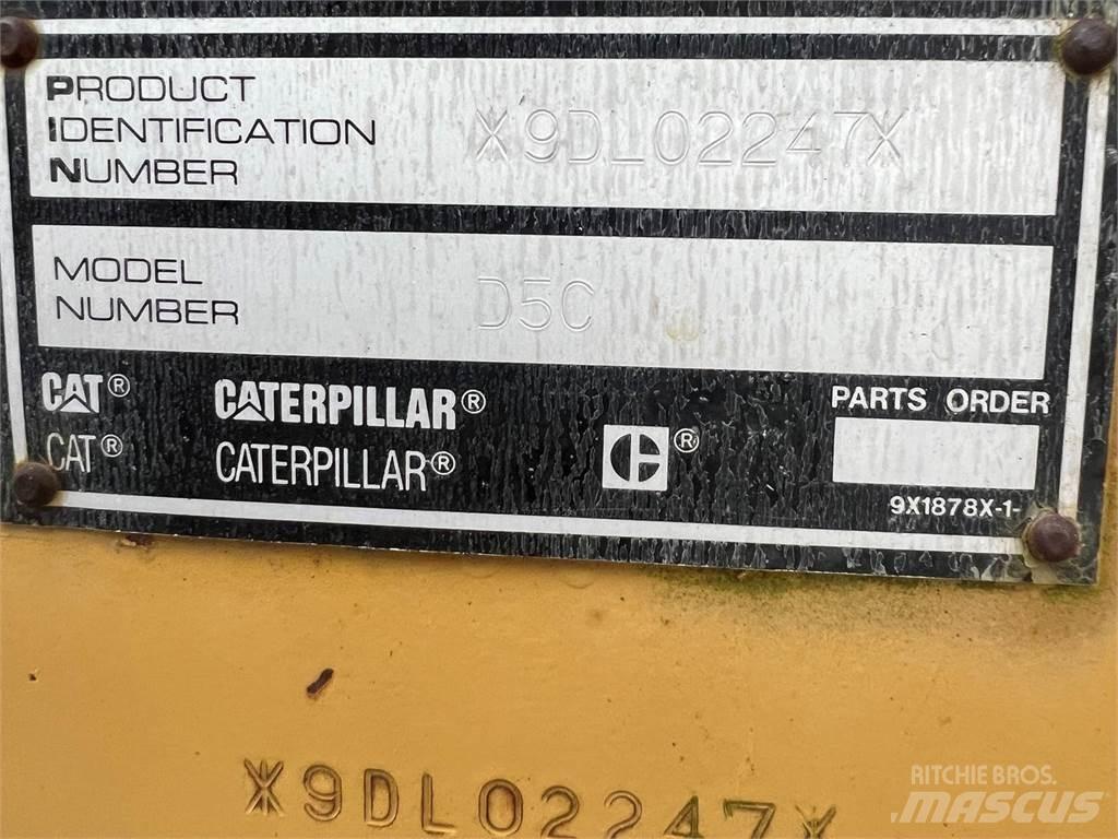 CAT D5C Buldozere pe senile