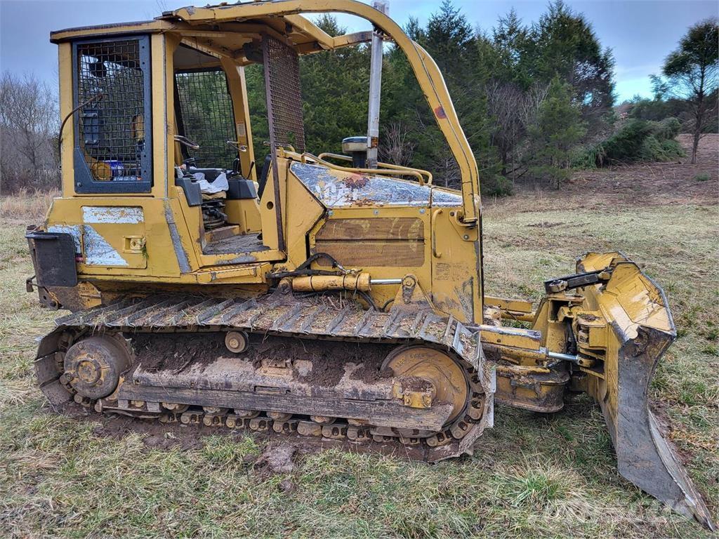 CAT D5G XL Buldozere pe senile