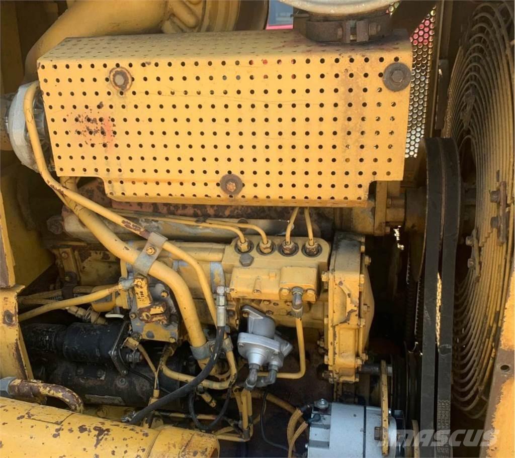 CAT D5H Buldozere pe senile