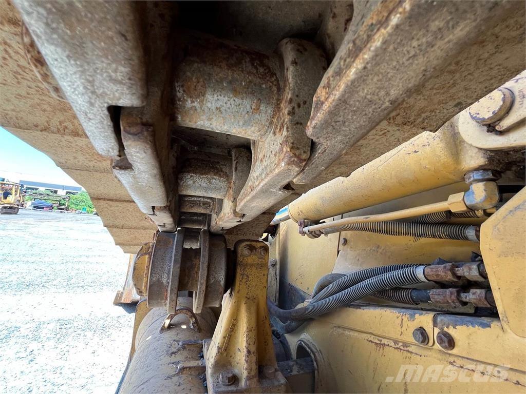 CAT D5N Buldozere pe senile