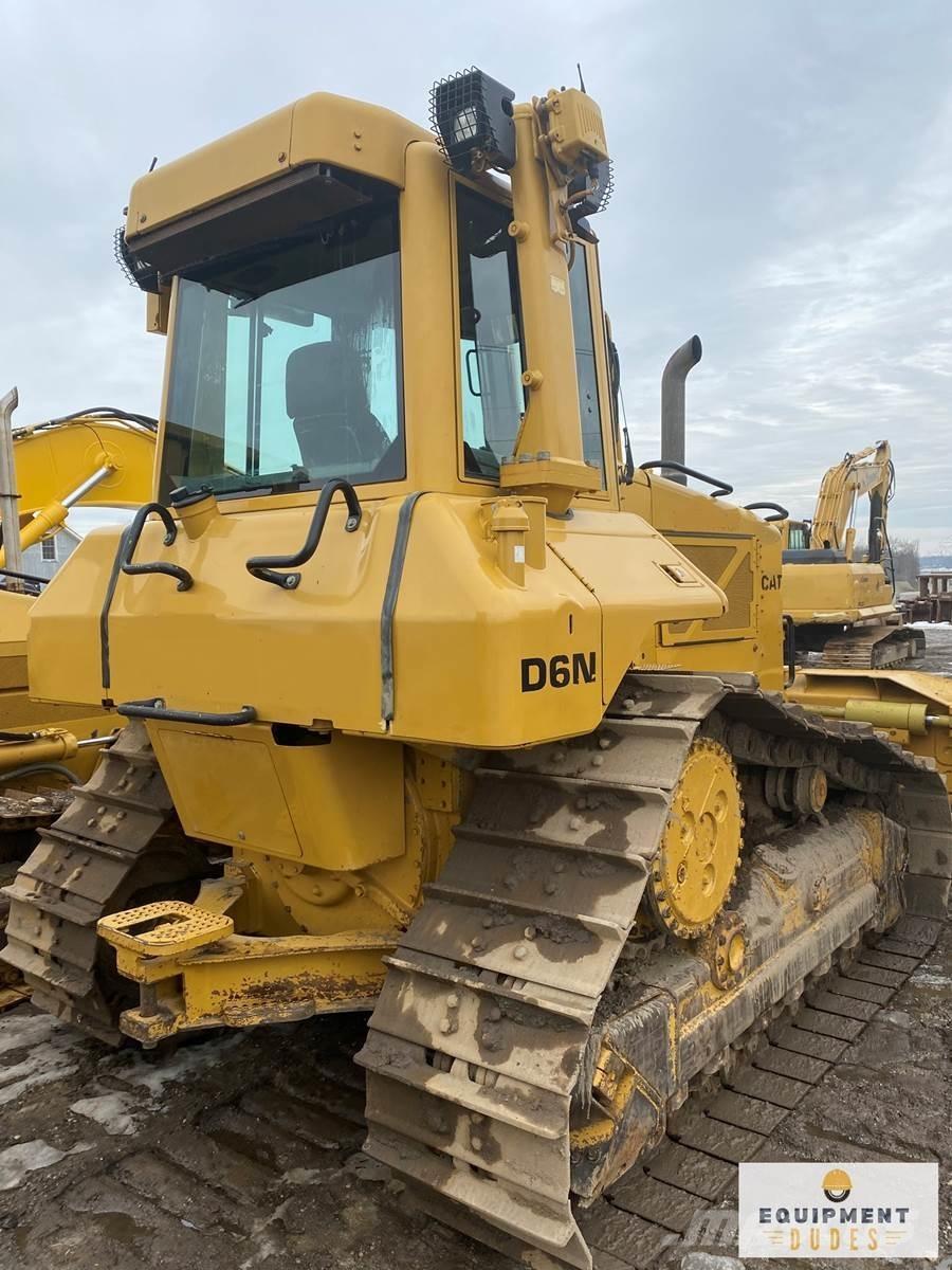 CAT D6N XL Buldozere pe senile