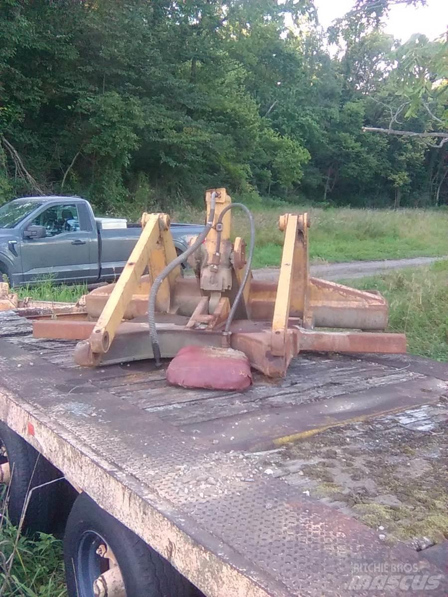 CAT D6R Scarificatoare