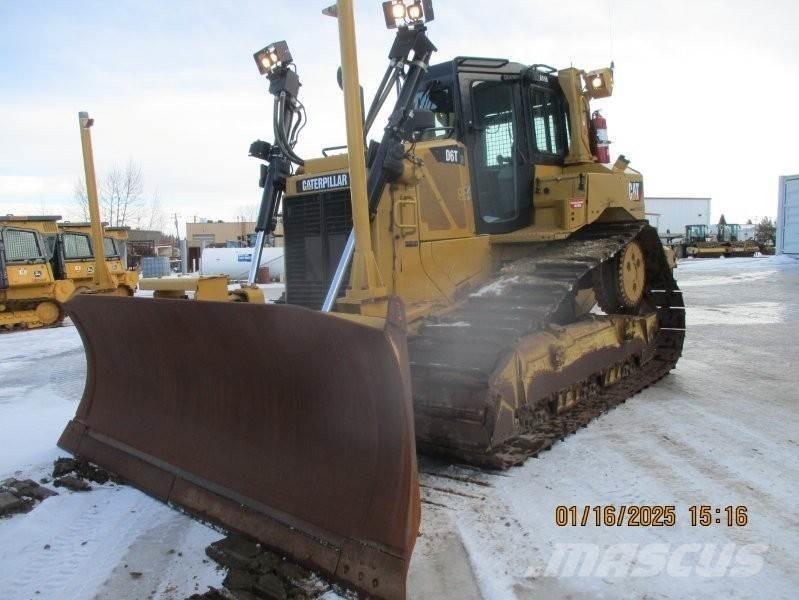 CAT D6T Buldozere pe senile