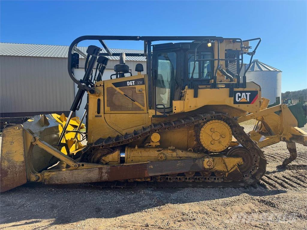 CAT D6T XW Buldozere pe senile