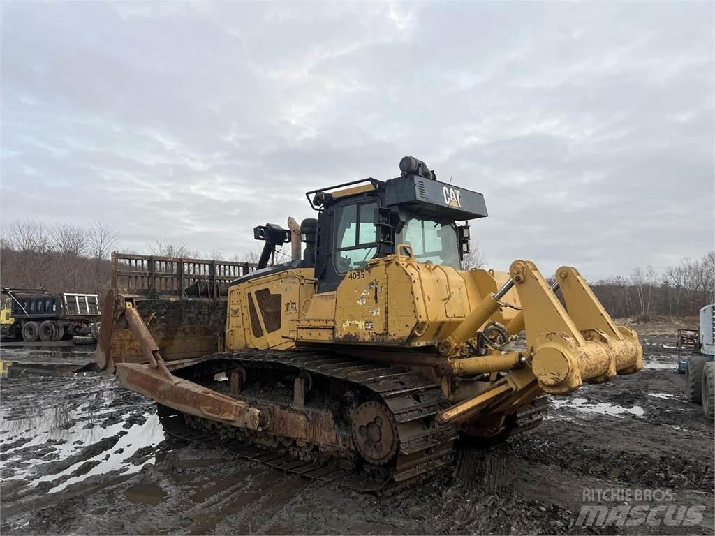 CAT D7E Buldozere pe senile