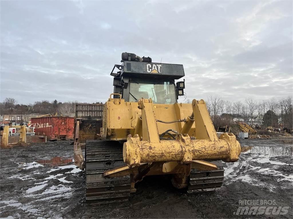 CAT D7E Buldozere pe senile
